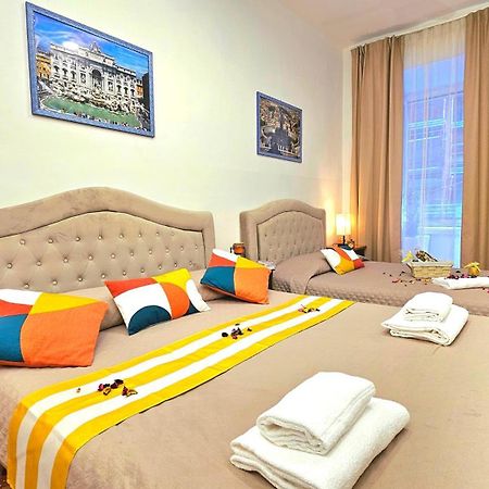 Bed and Breakfast A Casa Simpatia Roma - Free Parking If You Book 4 Nights Екстер'єр фото