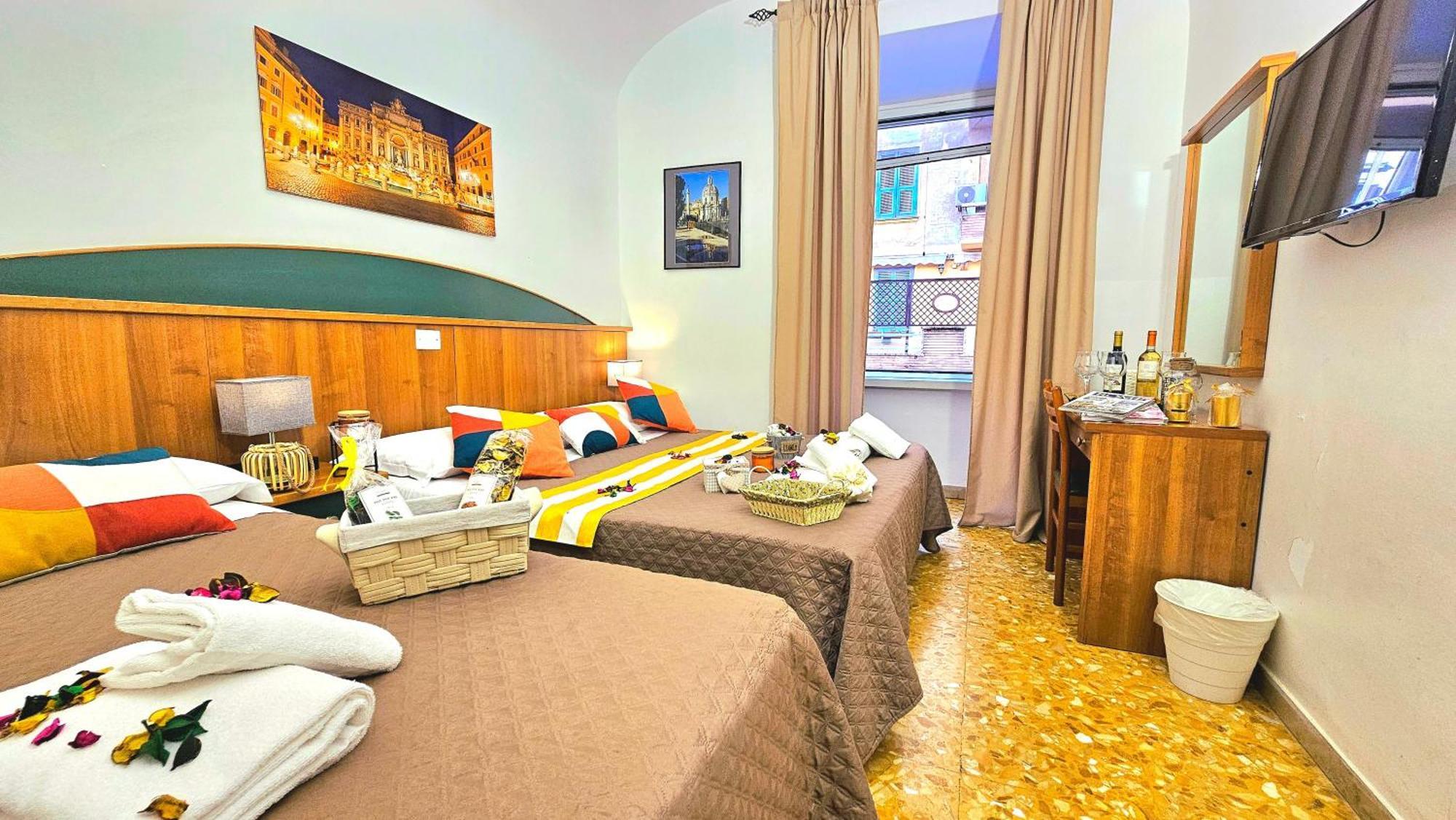 Bed and Breakfast A Casa Simpatia Roma - Free Parking If You Book 4 Nights Екстер'єр фото