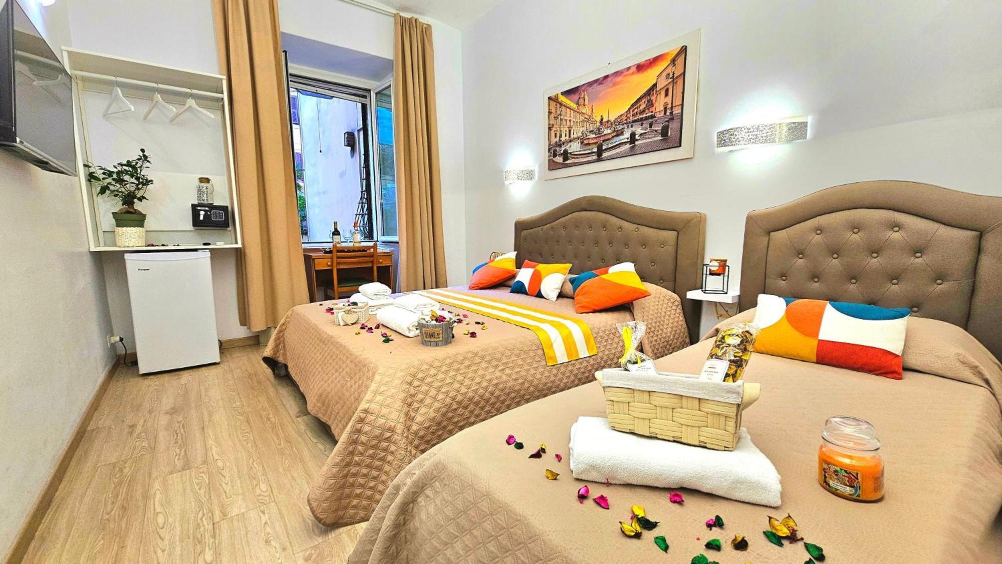 Bed and Breakfast A Casa Simpatia Roma - Free Parking If You Book 4 Nights Екстер'єр фото